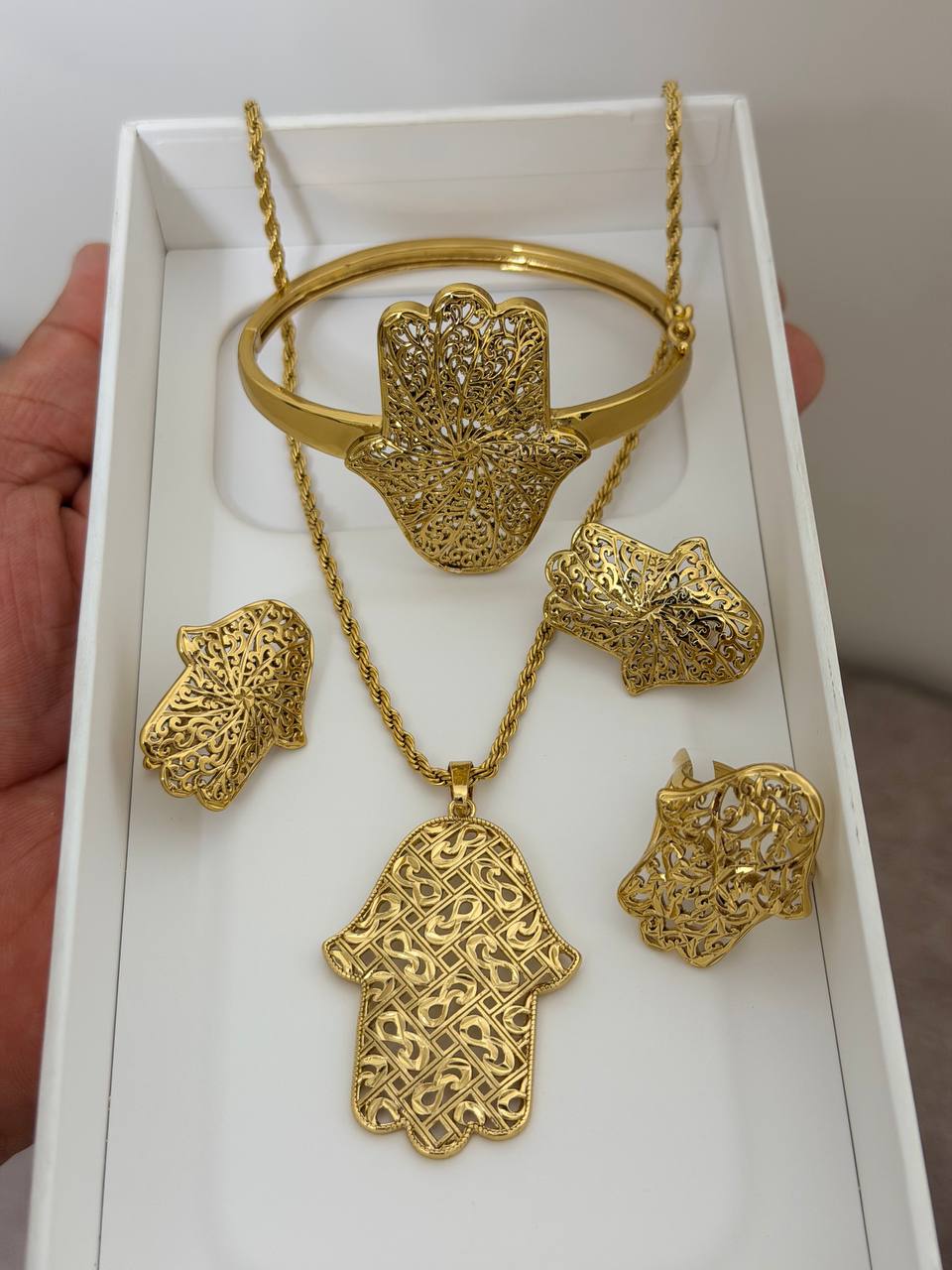 Parure Élégance Dorée