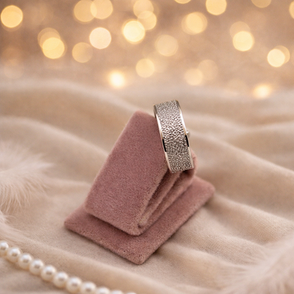 Bague Dorée Luxe – Élégance Intemporelle