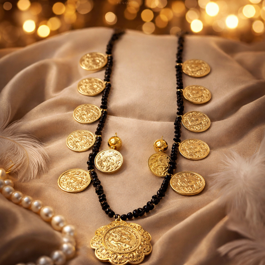 Collier Pièces Dorées & Perles Noires – Bijou de Fête