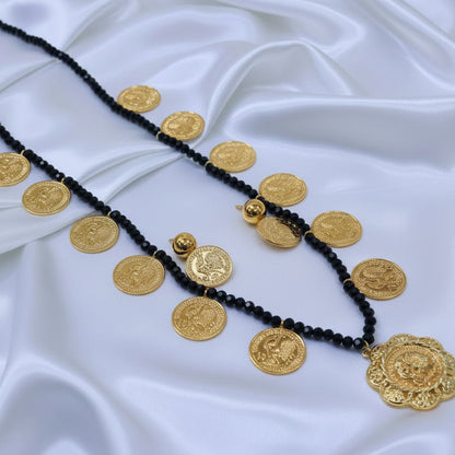 Collier Pièces Dorées & Perles Noires – Bijou de Fête