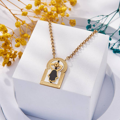 Collier Porte-Bonheur Main de Fatma Rotative en Acier Inoxydable ✨