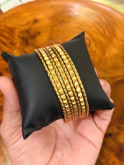 Bracelet Doré Élégance en Acier Inoxydable