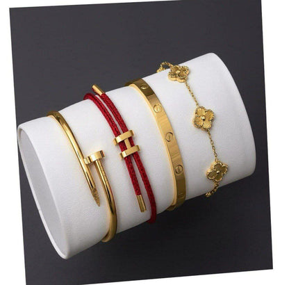 Set de Pulseras Doradas con Cuerda – 4 Piezas
